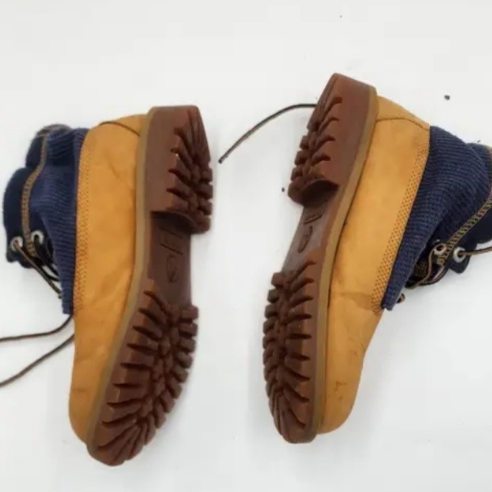 Boys Timberland Boots Size 4M - Picture 4 of 8